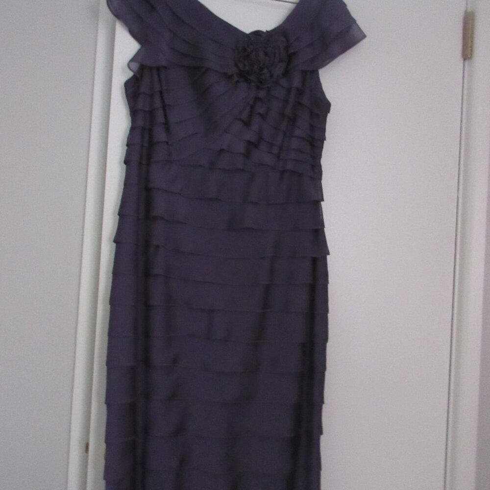 London Times Dress. Purple. Size 14. - Picture 2 of 2